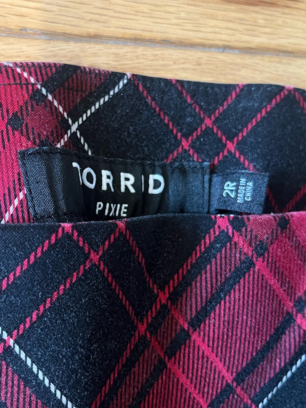 torrid plaid pixie pant - Picture 6 of 6